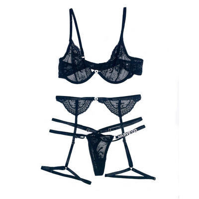Fantasy Set in Black
