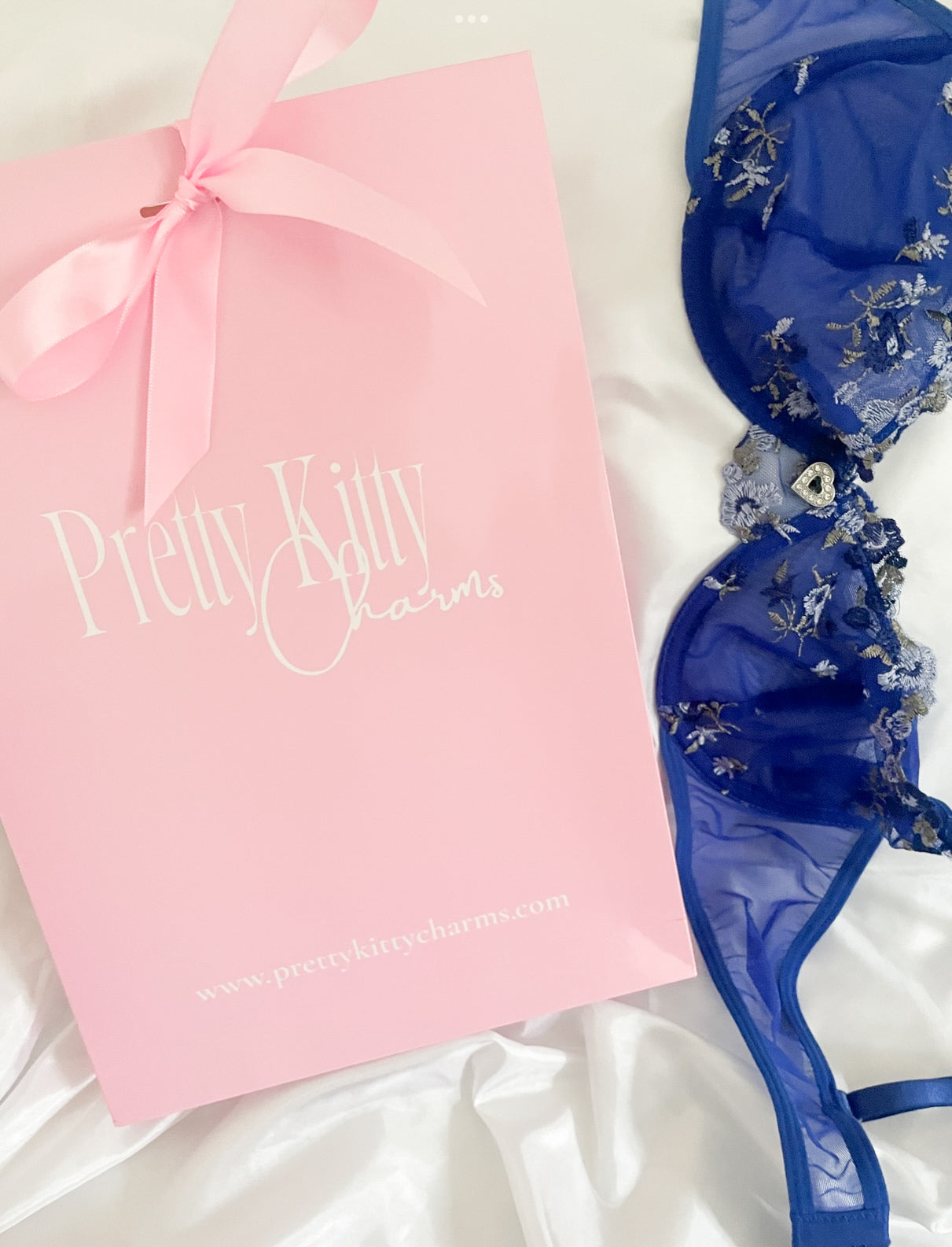 Florals Set in Blue